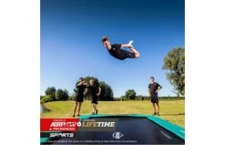 BERG Ultim Champion FlatGround Trampoline Sports 410x250 Grijs Airflow Pro -Beste Trampoline Winkel e432ec0ece8017cb140f5baa1d1f38cb5c2a7eba4e19977512a30d5836055e5d