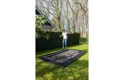 EXIT Dynamic Groundlevel 305x519 Zwart -Beste Trampoline Winkel exit dynamic groundlevel trampoline 244x427cm met freezone veiligheidstegels zwart 4 2
